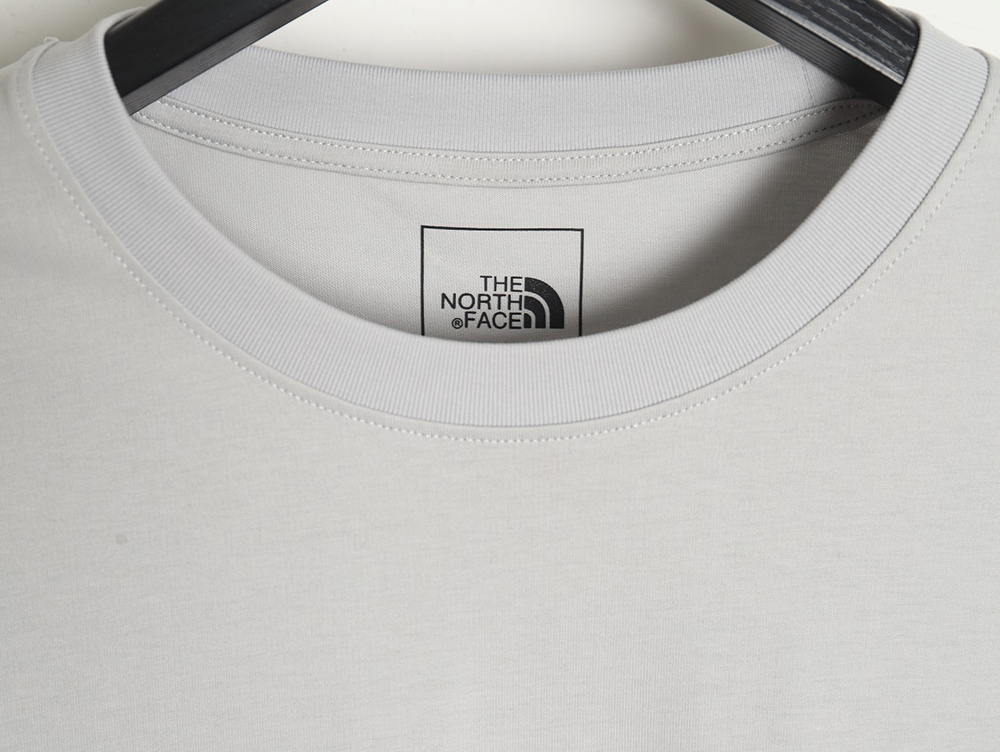 The North face snow mountain forest print short-sleeved T-shirt