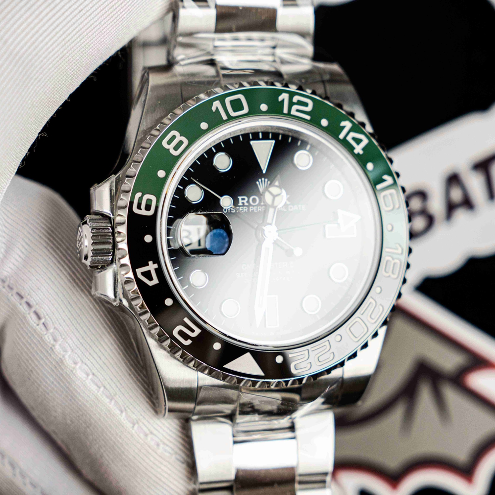 Rolex - GMT Master II 126720 VTNR 904L SS/SS Oyster Clean VR3186
