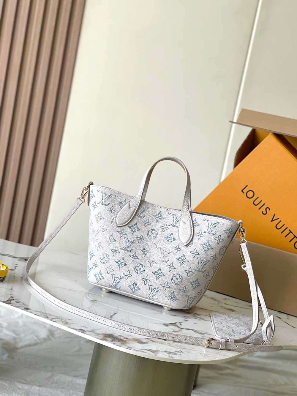 Louis Vuitton Blossom PM Bags M12088 22*14*16cm