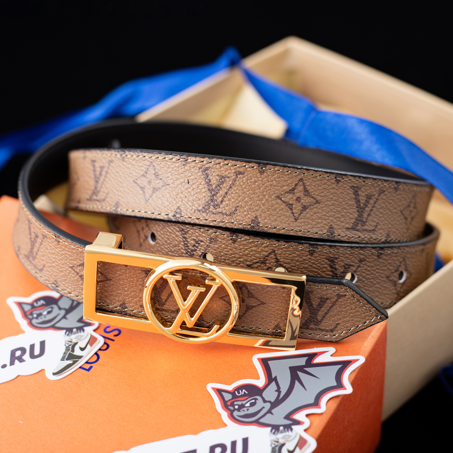Louis Vuitton Dauphine 25mm Reversible Belts M0196V