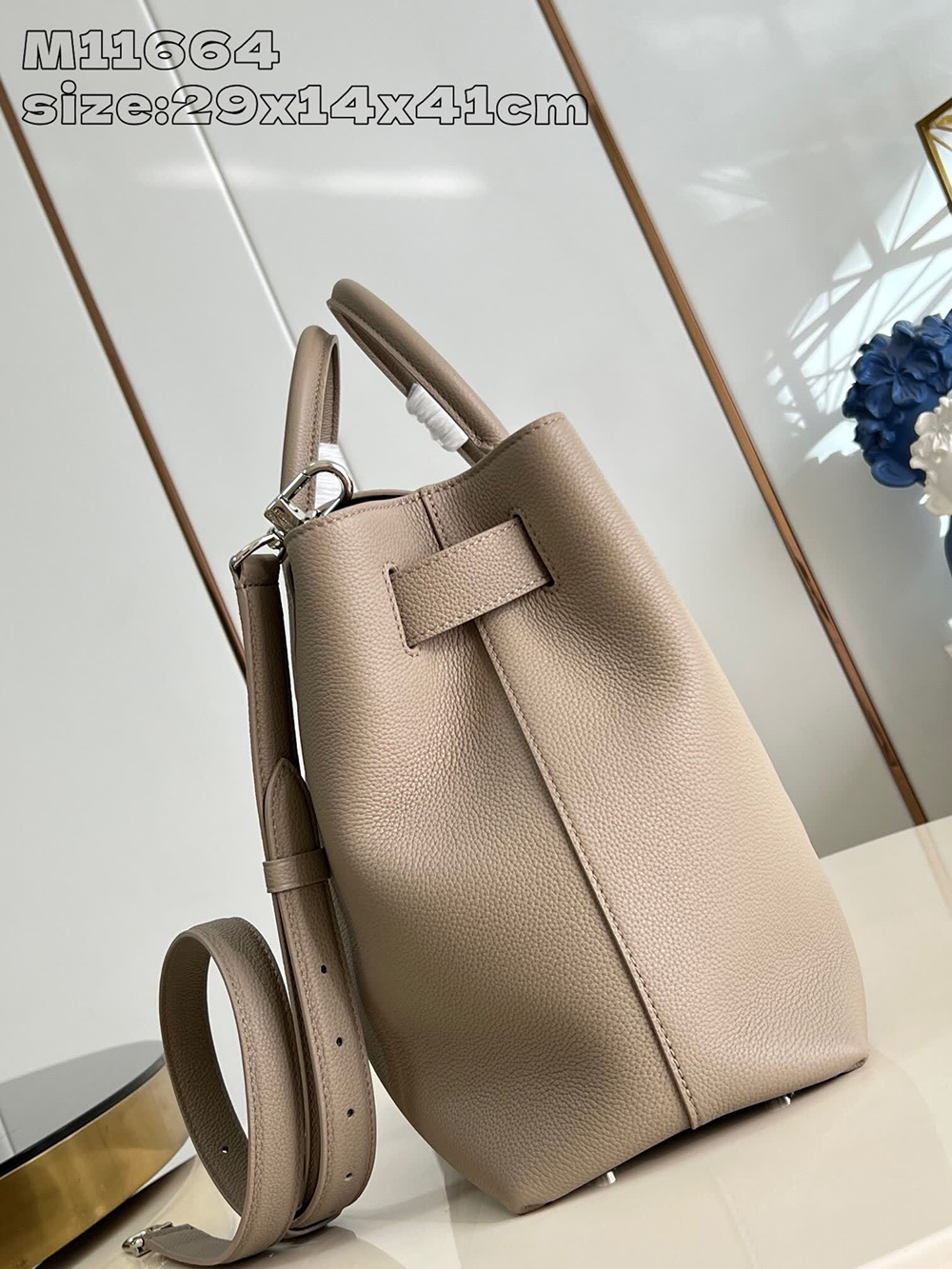 Louis Vuitton Georges Tote Bags M11644 29*14*41cm
