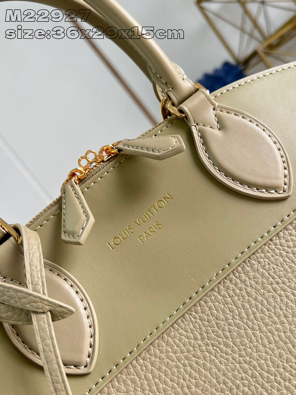 Louis Vuitton Bags M22927 36*29*15cm