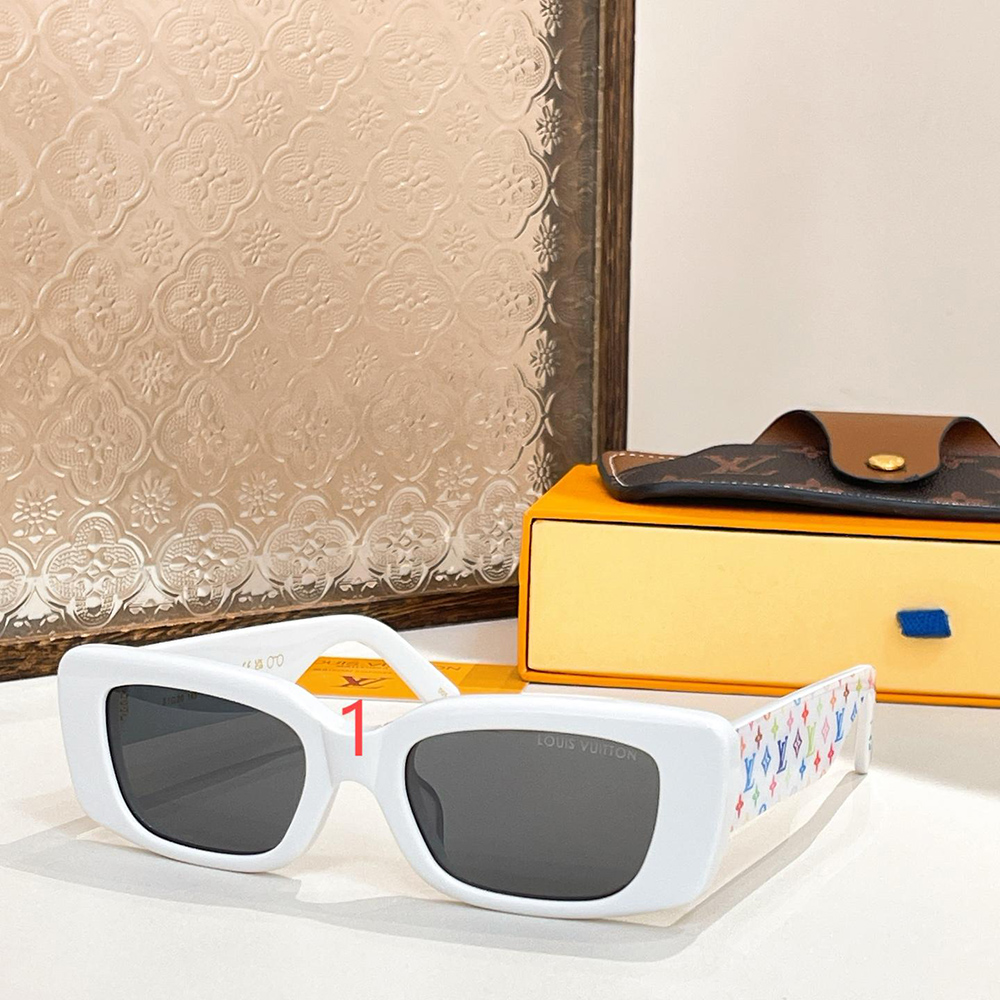 Louis Vuitton & TM Multigram Cat Eye Sunglasses Z2711W