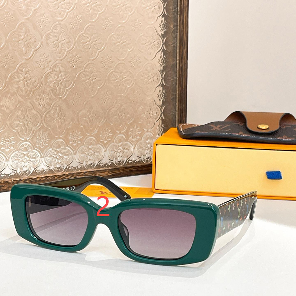 Louis Vuitton & TM Multigram Cat Eye Sunglasses Z2711W
