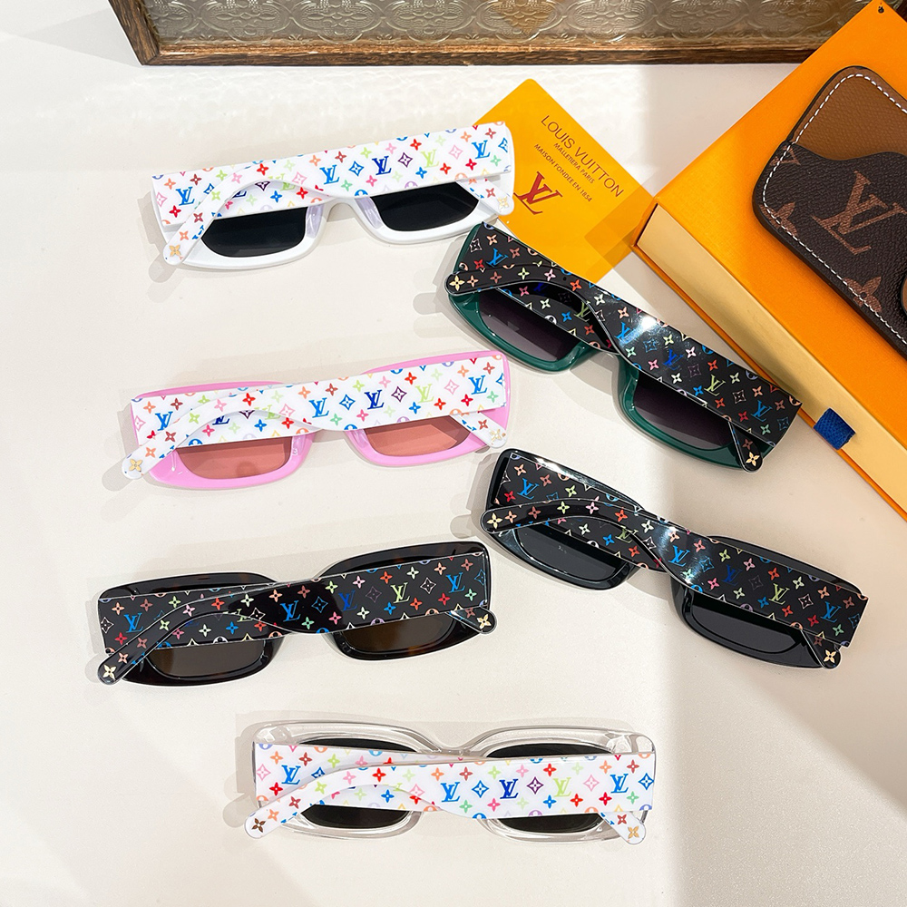 Louis Vuitton & TM Multigram Cat Eye Sunglasses Z2711W