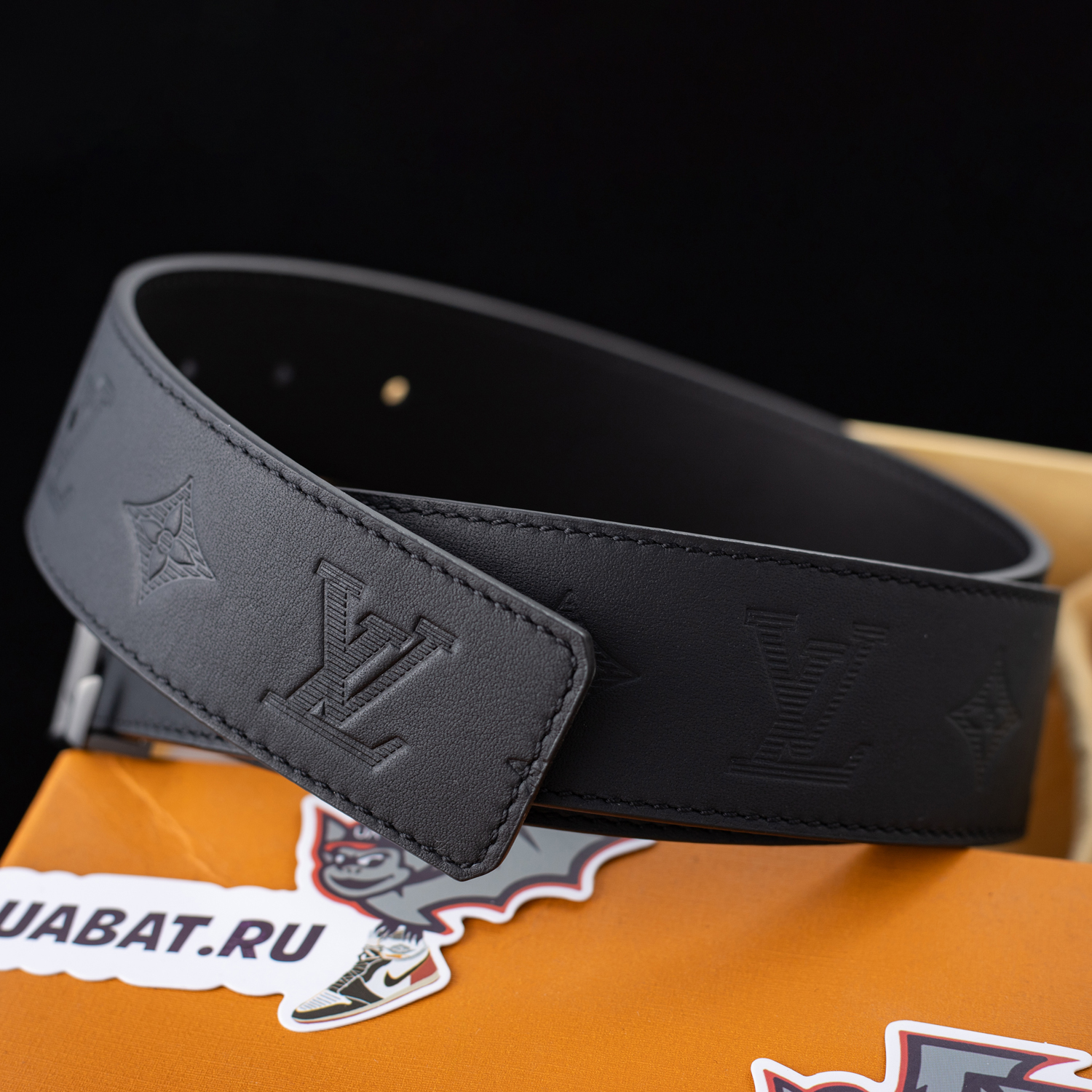 Louis Vuitton Belts M0032T 40mm