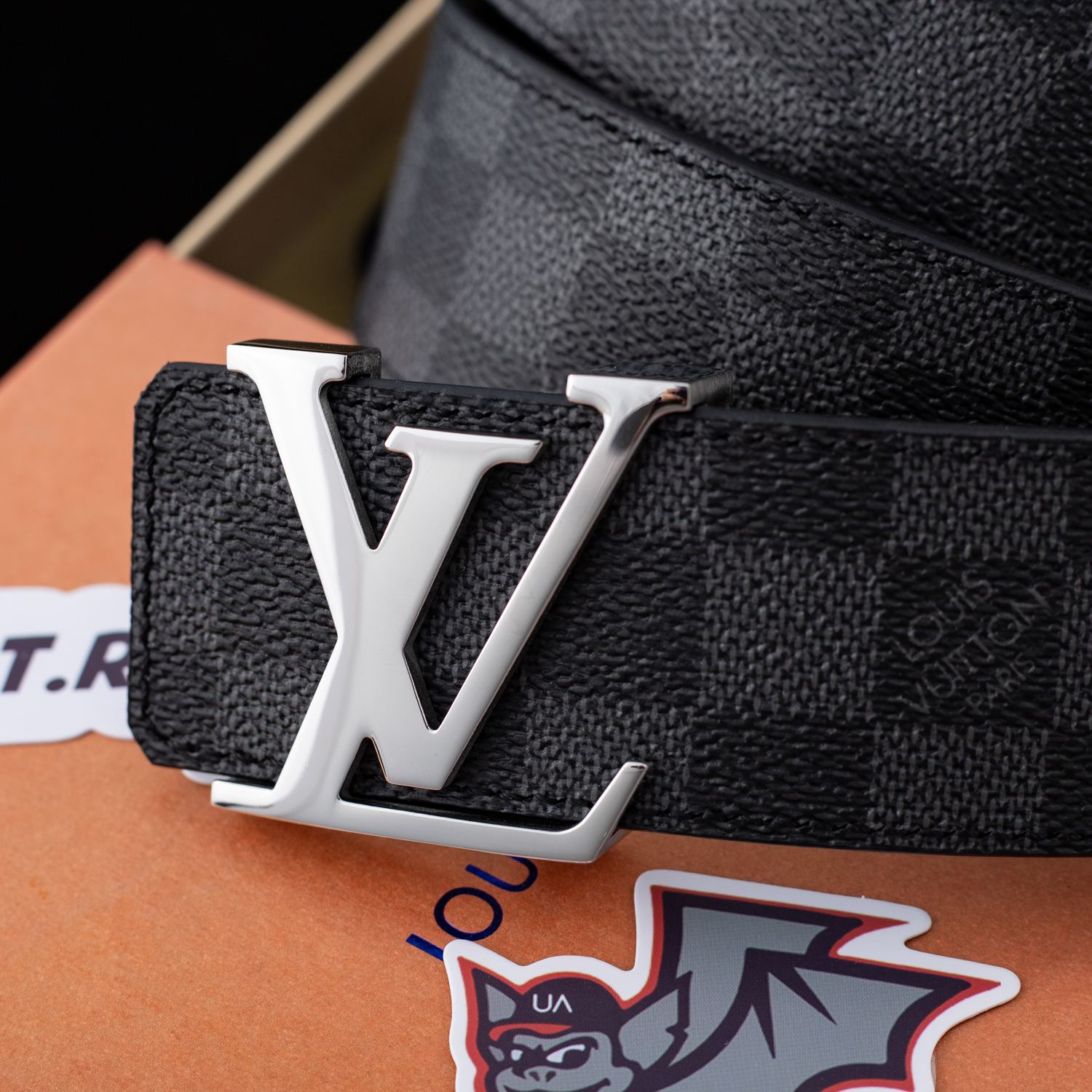 Louis Vuitton Initiales 40mm Reversible Belts M0107U