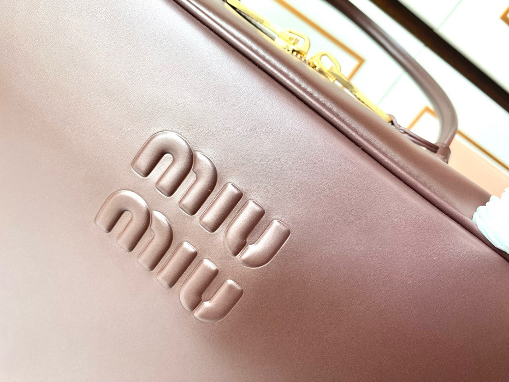 Miu Miu Leather Beau bags 5BB117 23*34*10cm