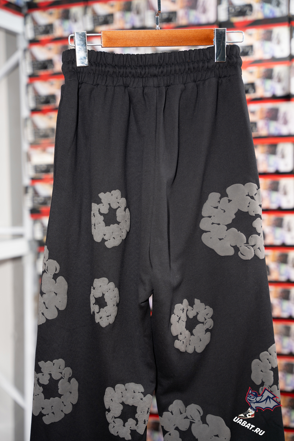 Denim Tears Cotton Wreath Sweatpants Black Monochrome