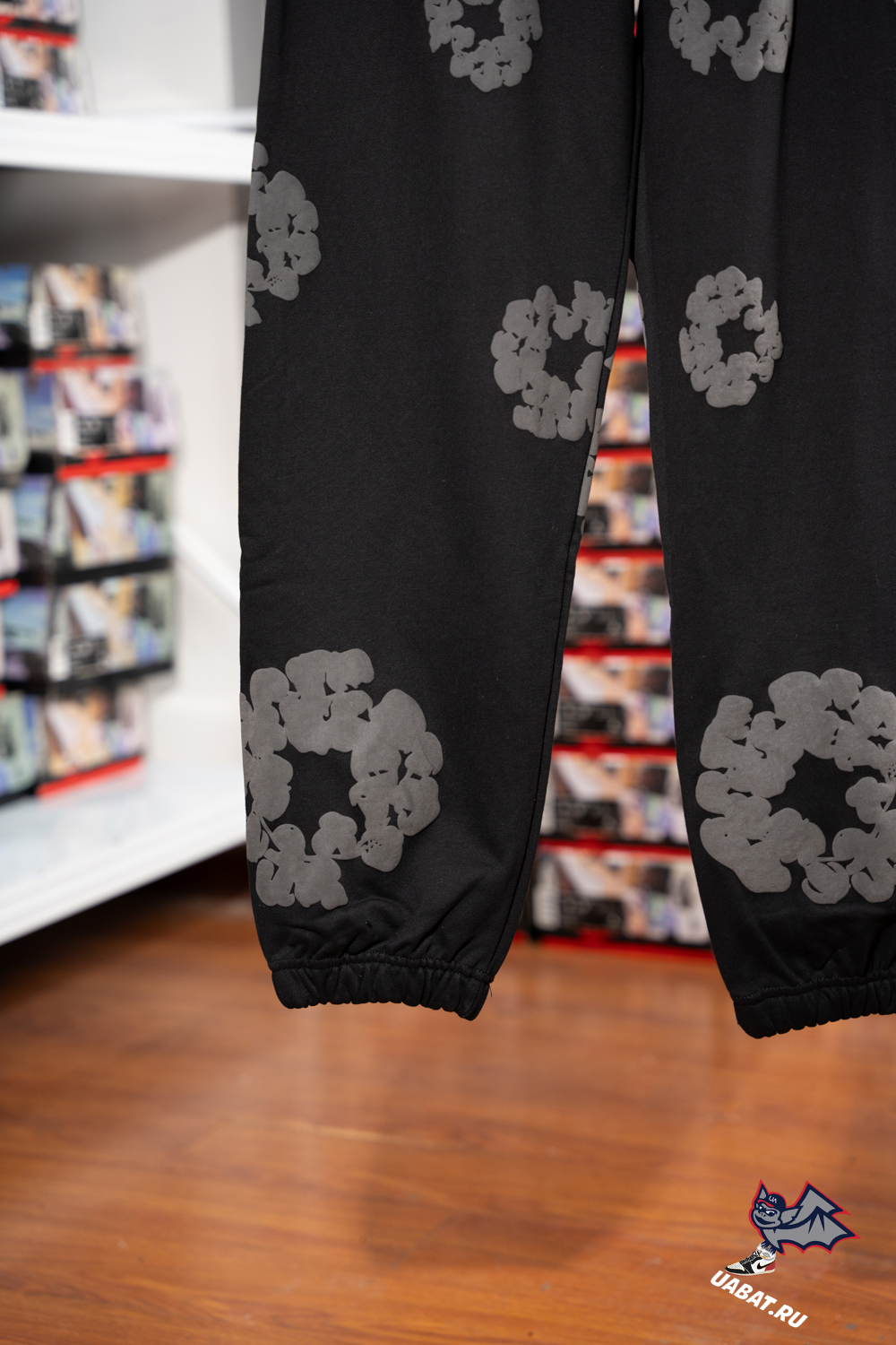 Denim Tears Cotton Wreath Sweatpants Black Monochrome