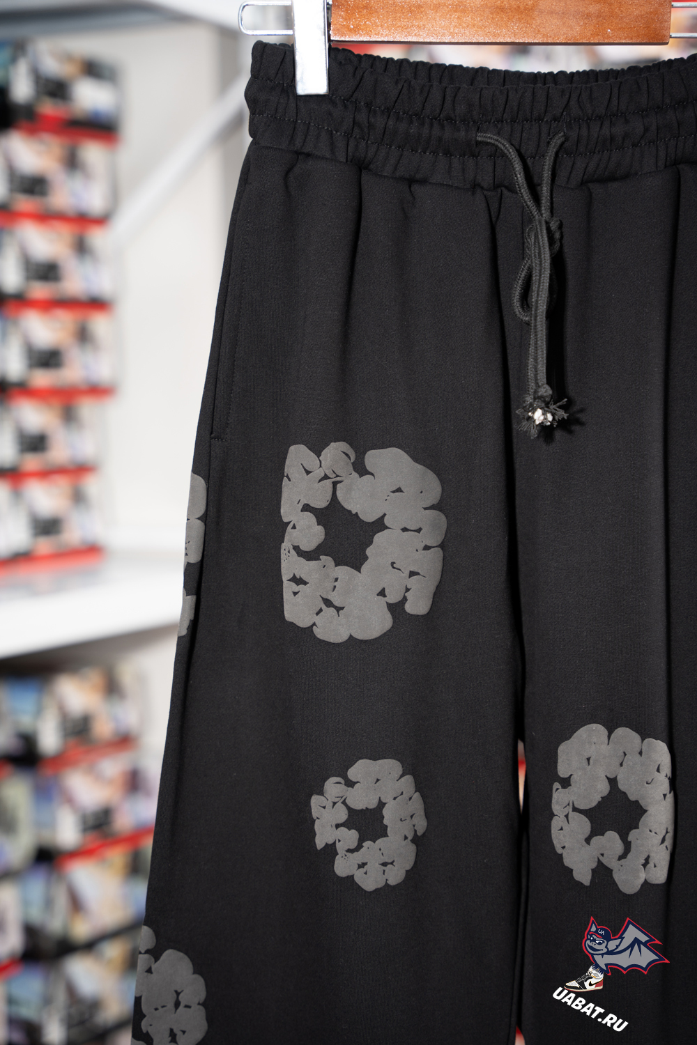 Denim Tears Cotton Wreath Sweatpants Black Monochrome