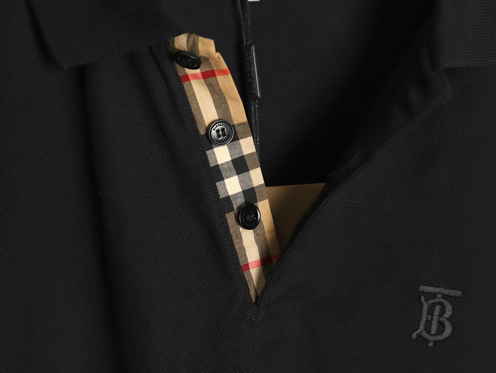 Burberry classic embroidered TB small logo Polo short sleeve