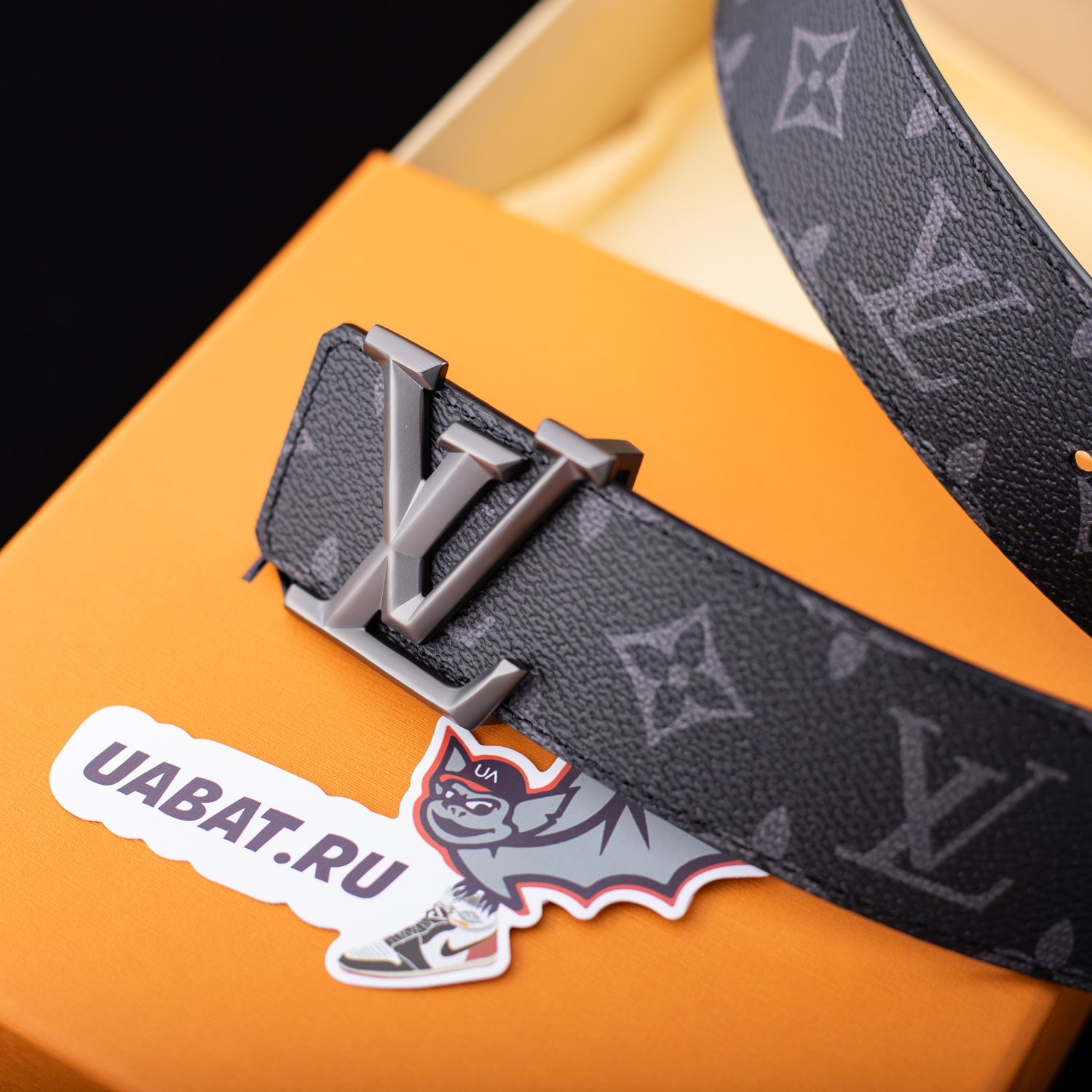 Louis Vuitton Belts M0607U 40mm