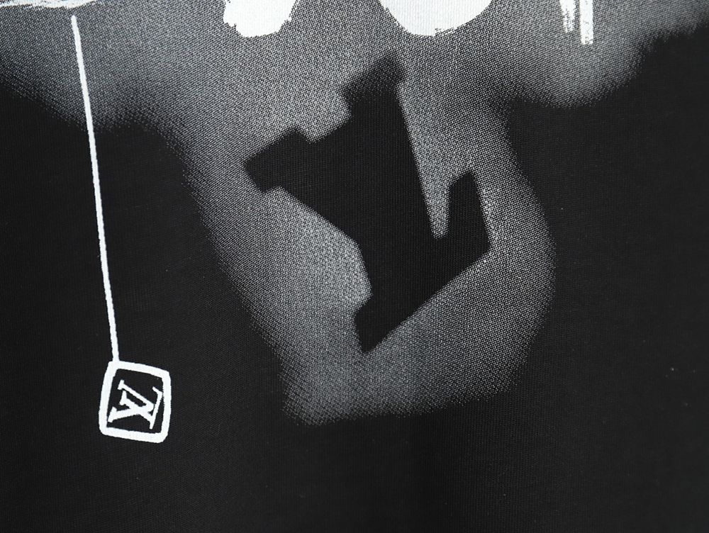 Louis Vuitton collar graffiti letters printed large logo short-sleeved T-shirt TSK1