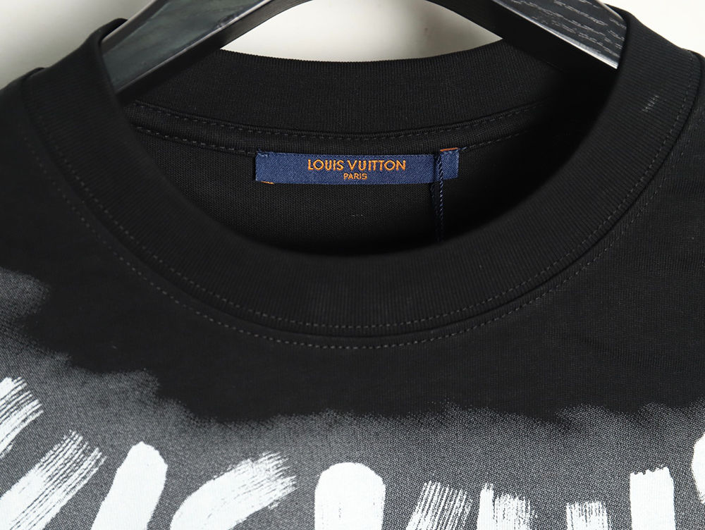 Louis Vuitton collar graffiti letters printed large logo short-sleeved T-shirt TSK1