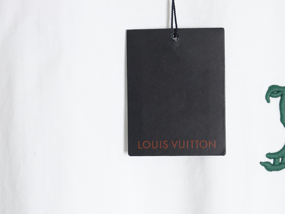 Louis Vuitton embroidered logo badge short-sleeved T-shirt