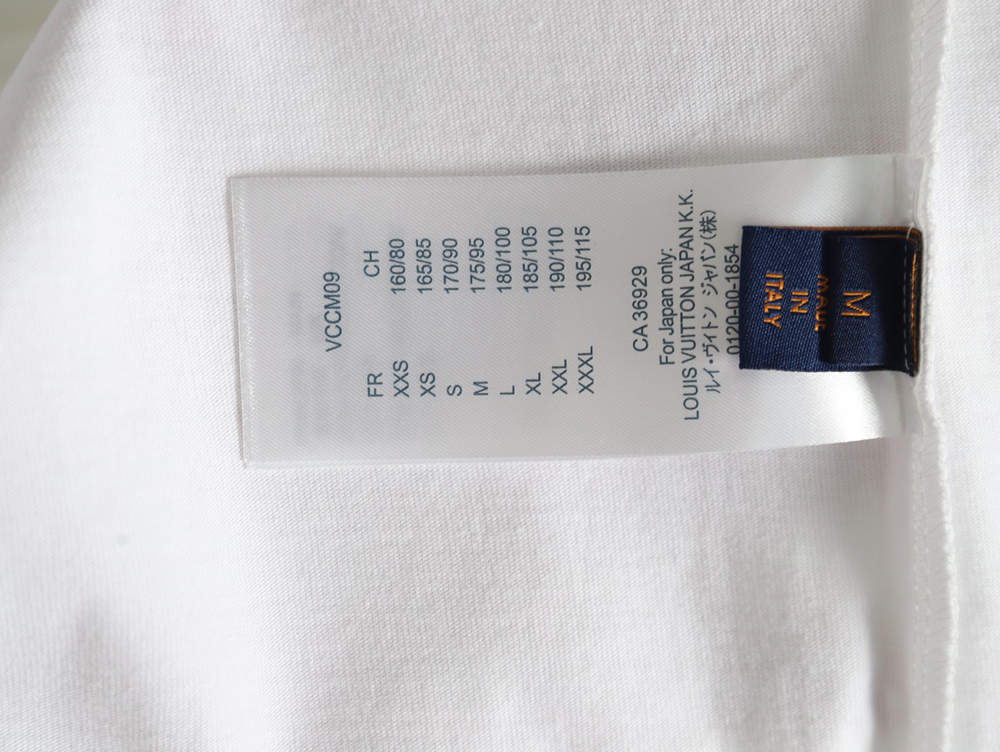 Louis Vuitton embroidered logo badge short-sleeved T-shirt