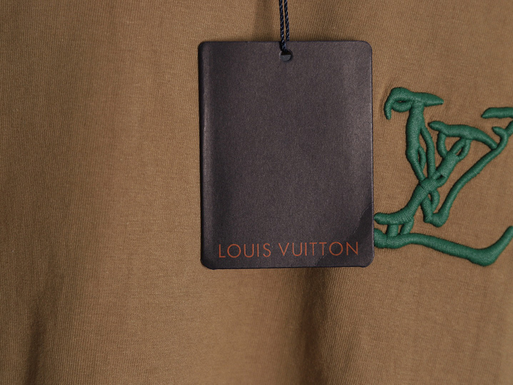Louis Vuitton embroidered logo badge short-sleeved T-shirt TSK1