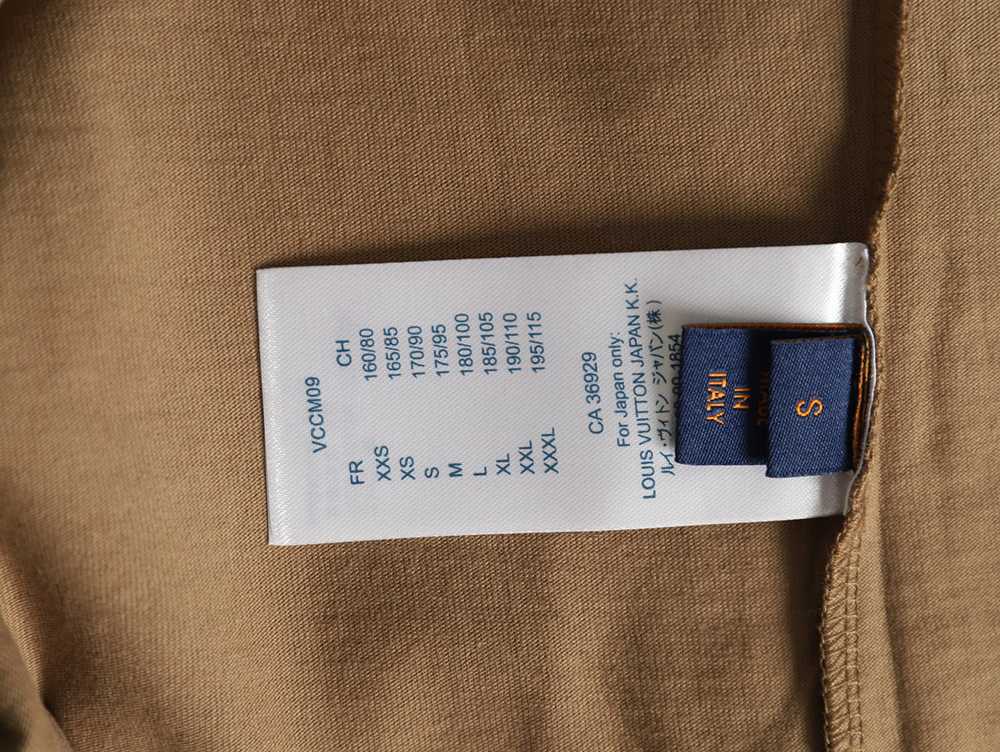 Louis Vuitton embroidered logo badge short-sleeved T-shirt TSK1