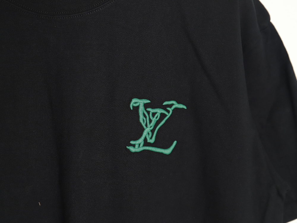 Louis Vuitton embroidered logo badge short-sleeved T-shirt TSK2