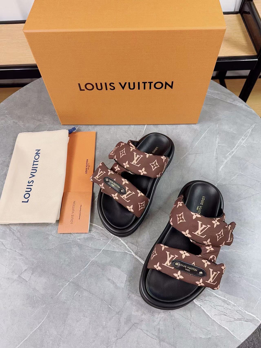 Louis Vuitton Pool Pillow Flat Comfort Mule