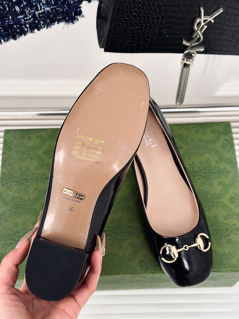 Gucci Horsebit black patent leather low heels