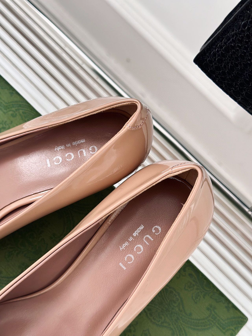 Gucci Horsebit Black Patent Leather Pointed Heels
