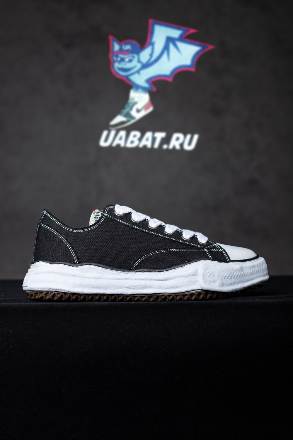 MAISON MIHARA YASUHIRO Peterson Original Canvas Low-Top Sneakers Black