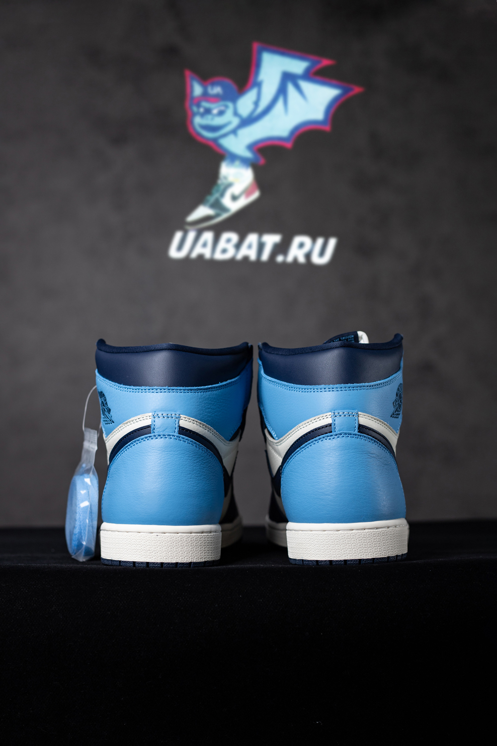 AIR JORDAN 1 RETRO HIGH OG OBSIDIAN