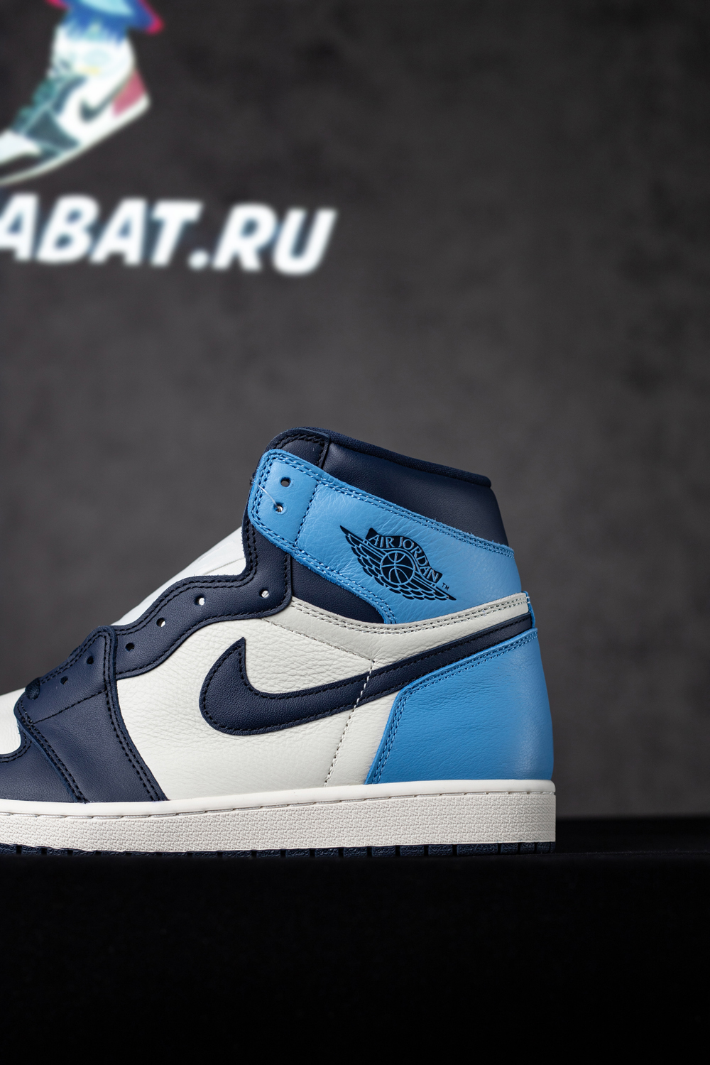 AIR JORDAN 1 RETRO HIGH OG OBSIDIAN