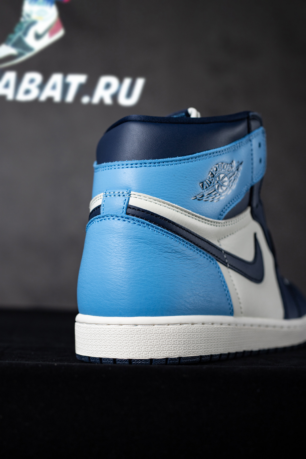 AIR JORDAN 1 RETRO HIGH OG OBSIDIAN