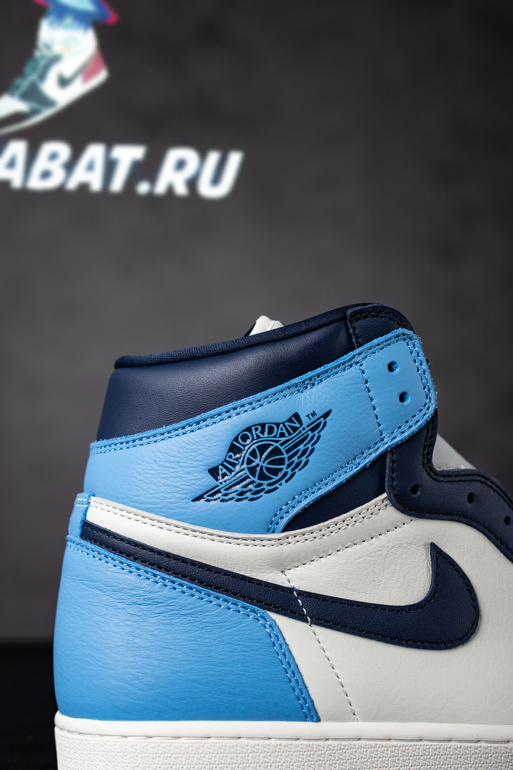 AIR JORDAN 1 RETRO HIGH OG OBSIDIAN