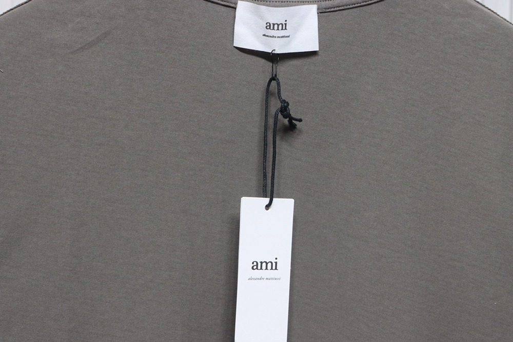 Ami Paris embroidered heart short-sleeved T-shirt