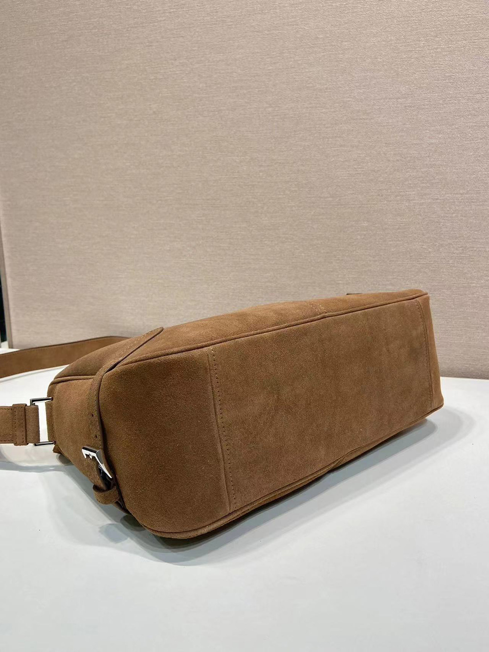 Prada Suede shoulder bags 2VH187 22*35*12cm