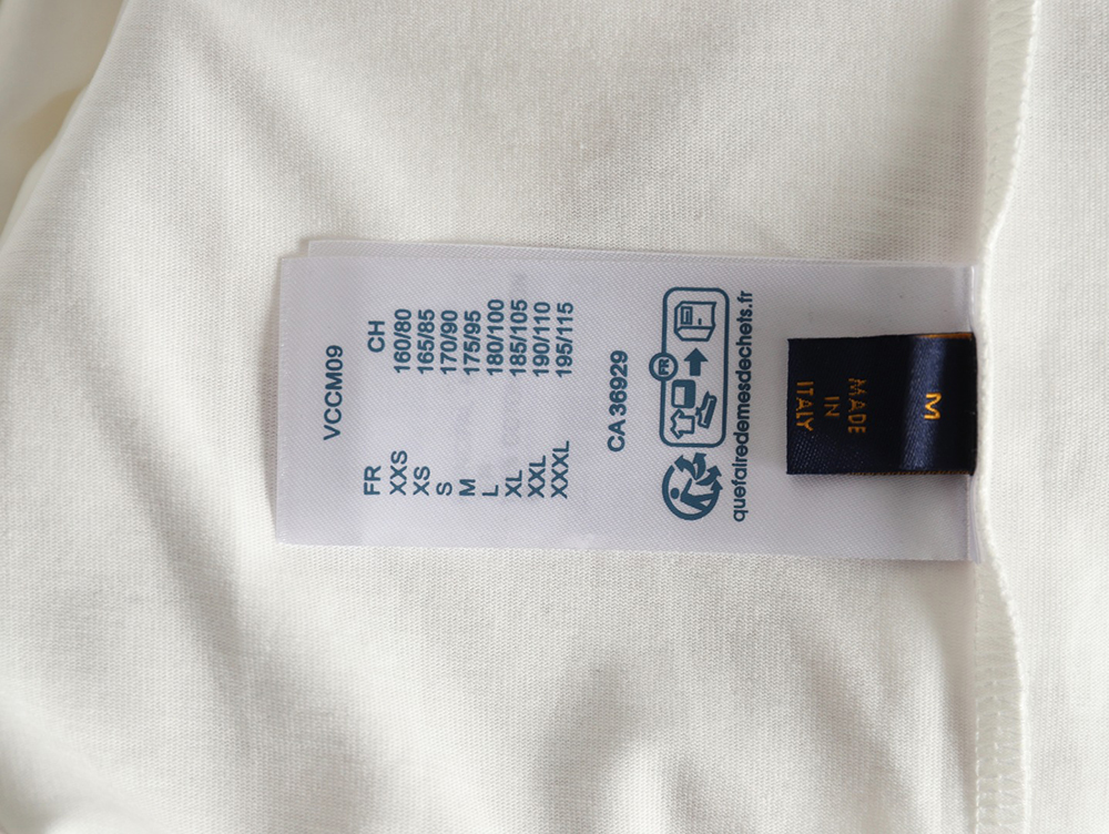 Louis Vuitton Cursive Chain Embroidered T-shirt