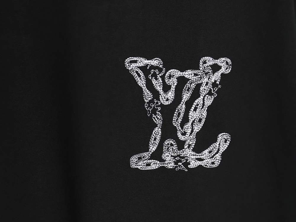 Louis Vuitton Cursive Chain Embroidered T-shirt TSK1