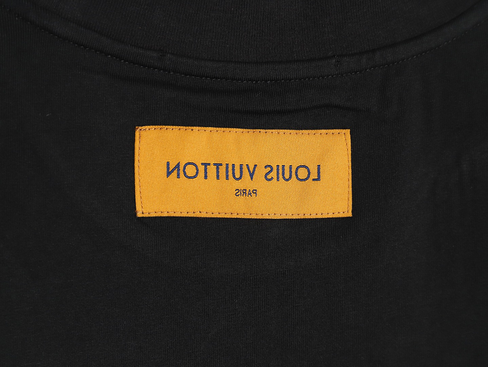 Louis Vuitton Cursive Chain Embroidered T-shirt TSK1