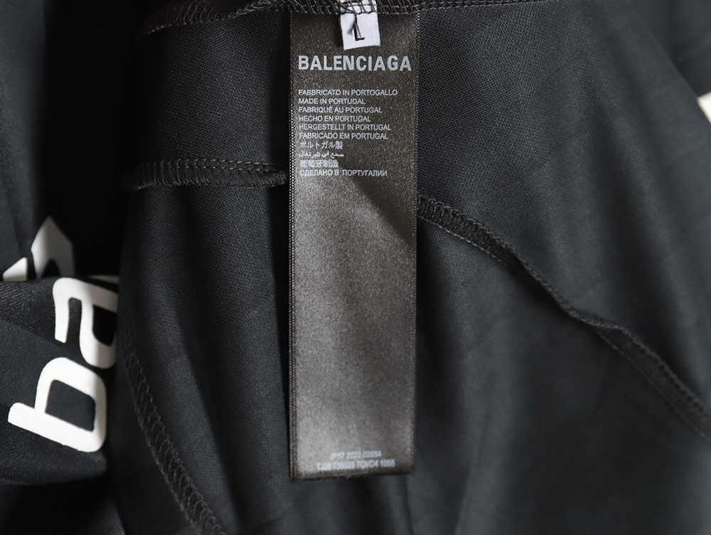 Balenciaga & Adidas joint Manchester United jersey short sleeves