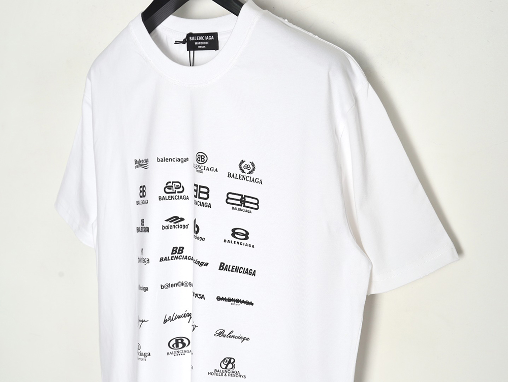 Balenciaga multilingual print short-sleeved T-shirt