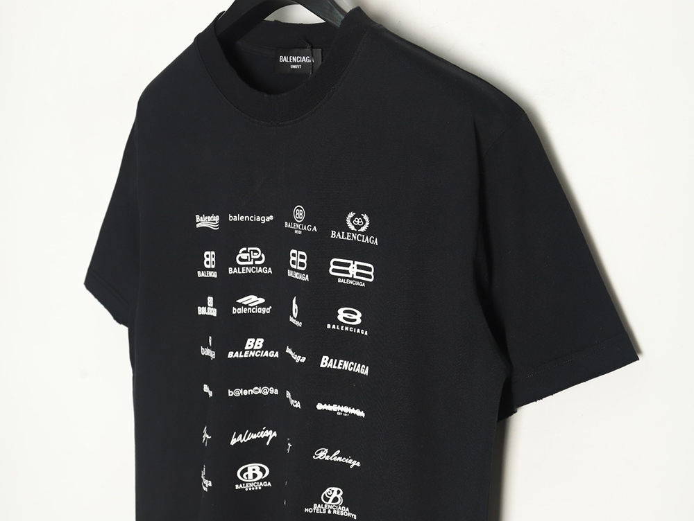 Balenciaga multilingual print short-sleeved T-shirt TSK1
