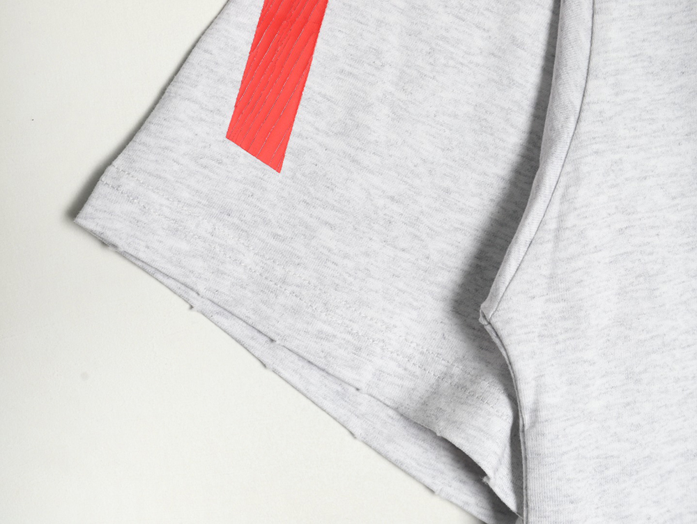 Balenciaga cracked arrow print short sleeves