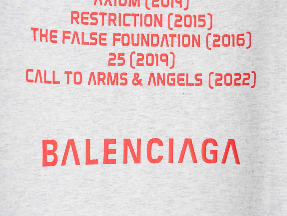Balenciaga cracked arrow print short sleeves