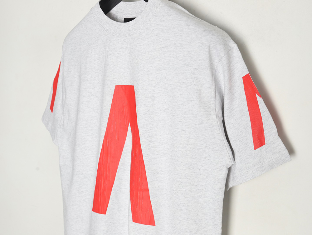 Balenciaga cracked arrow print short sleeves