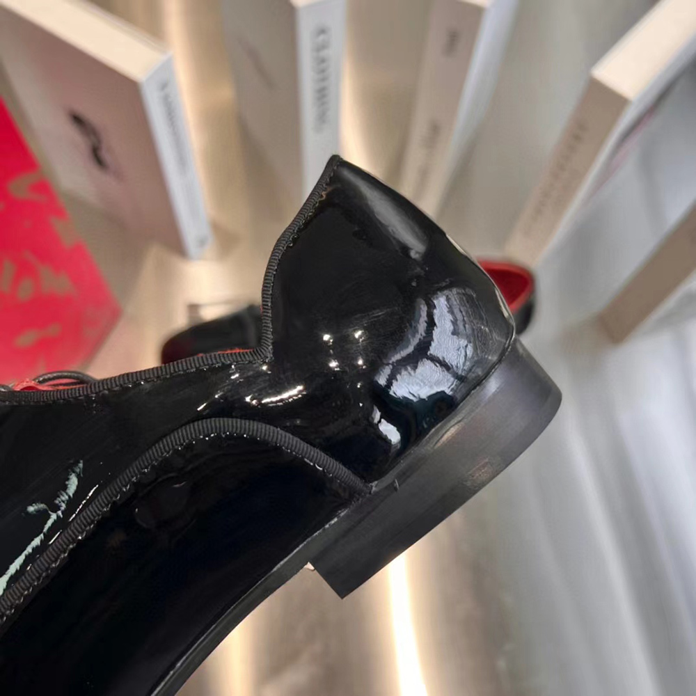 Christian Louboutin Greggy Chick Lace-up shoes