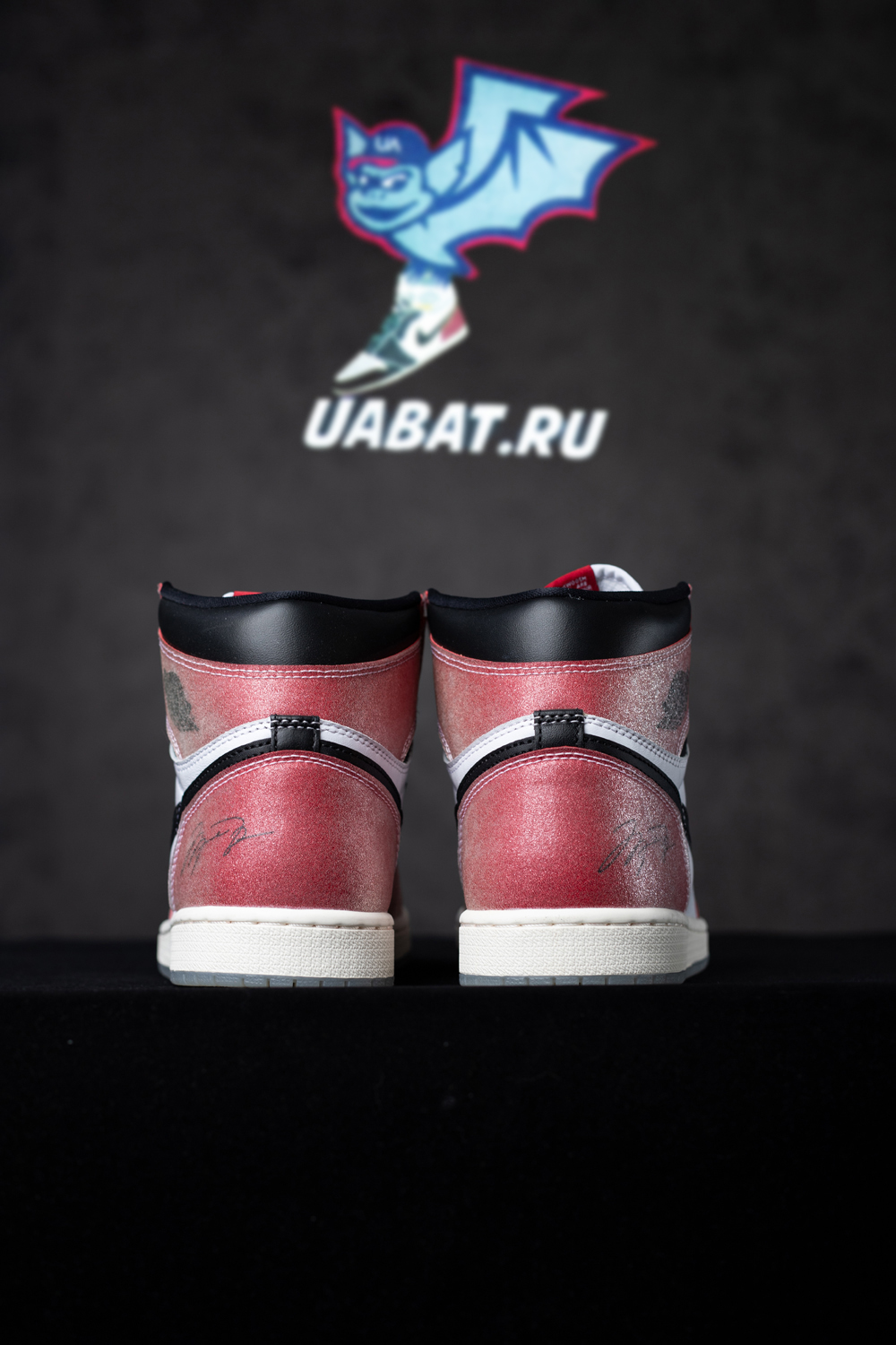 TROPHY ROOM X AIR JORDAN 1 RETRO HIGH OG SP 