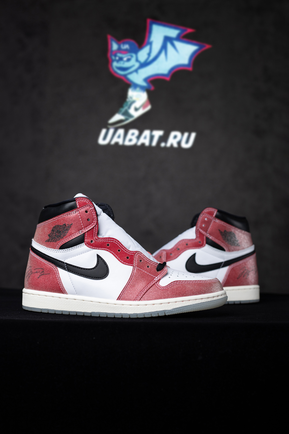 TROPHY ROOM X AIR JORDAN 1 RETRO HIGH OG SP 