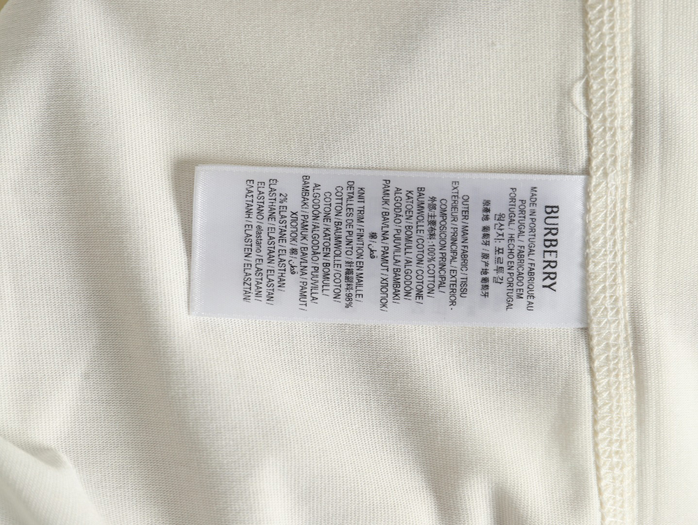 Burberry blue label war horse print round neck short sleeves