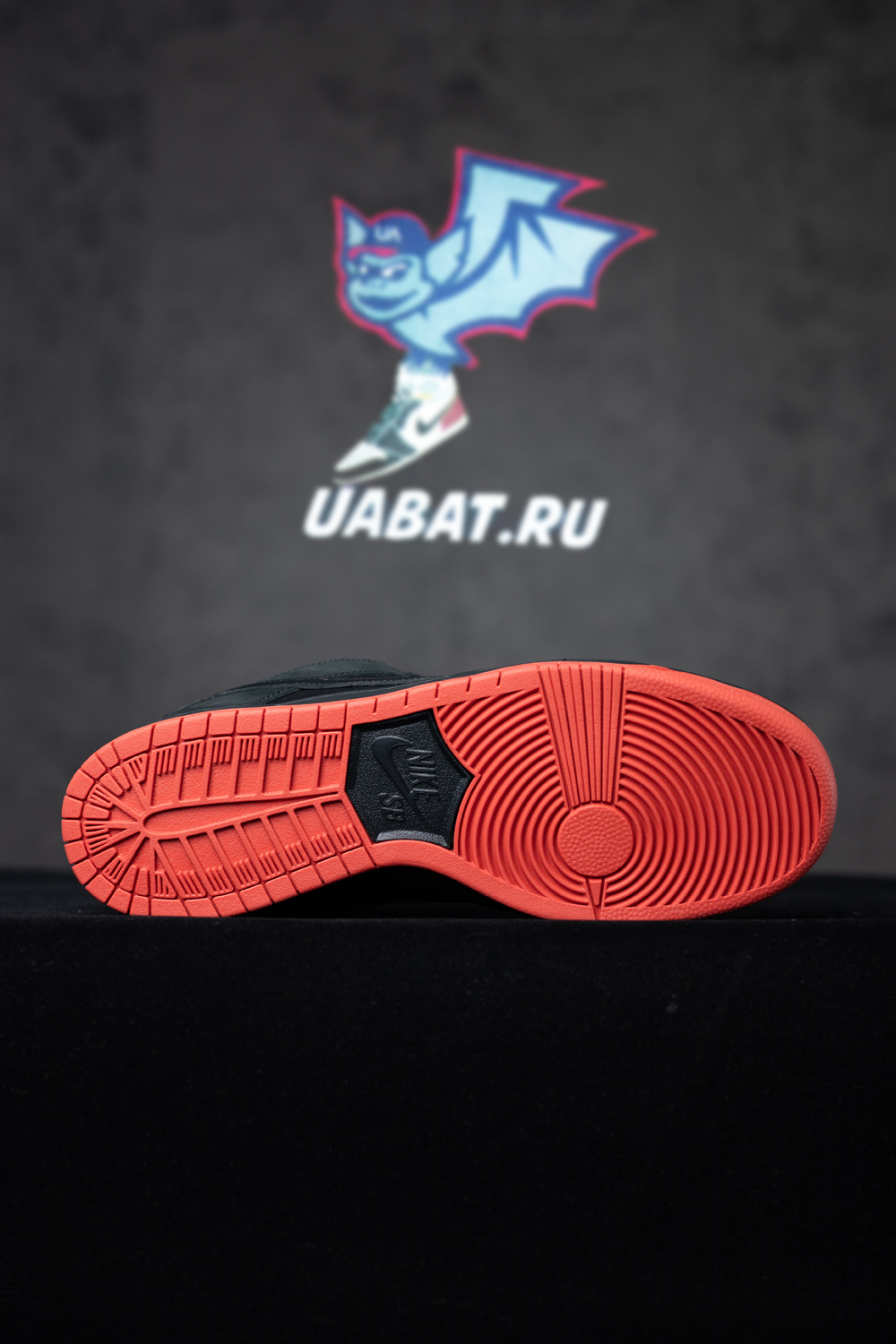 Jeff Staple x Dunk Low Pro SB 