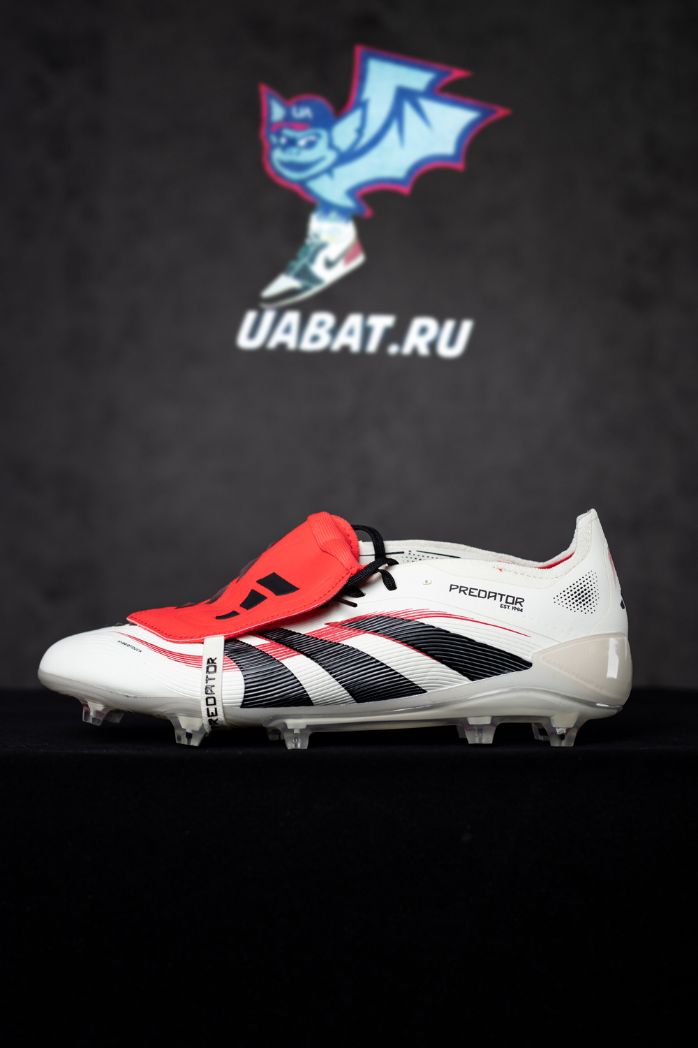 Adidas Predator 25 fully knitted lace-up FG football shoes