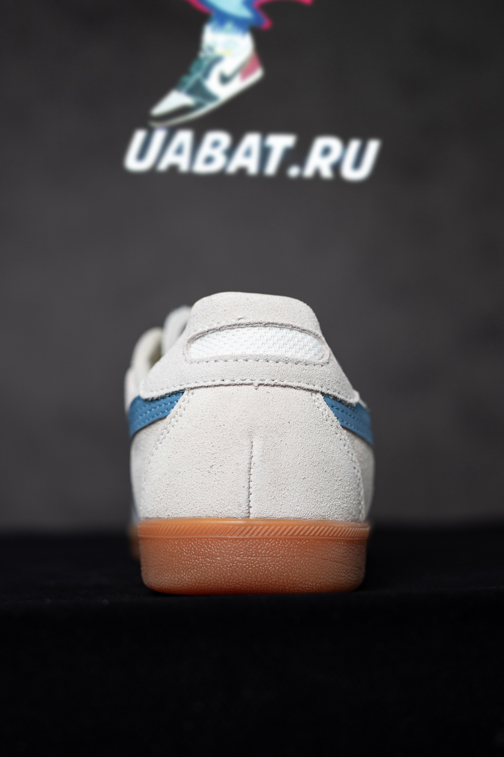 Onitsuka Tiger Tokuten